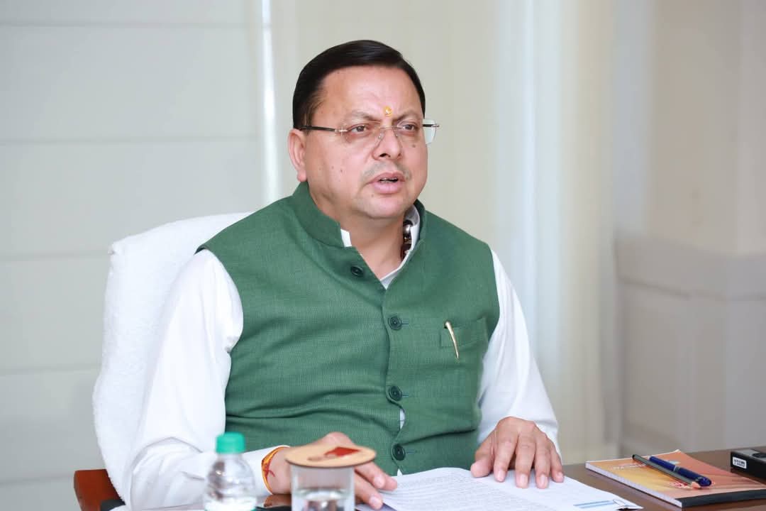 सीएम हेल्पलाइन 1905 में समय पर समस्याओं का निवारण न करने वाले अधिकारियों की जिम्मेदारी तय की जाए -मुख्यमंत्री