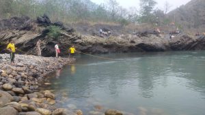 नरेंद्र नगर क्षेत्र कोटेश्वर मंदिर के पास नदी&hellip;