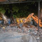 दून अस्पताल में बनी अवैध मजार पर चला धामी सरकार का बुल्डोजर