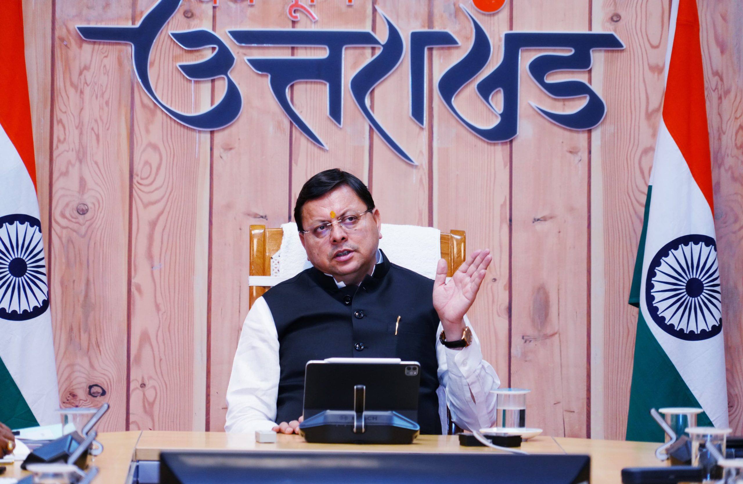 मुख्यमंत्री ने अधिकारियों को पाकिस्तानी नागरिकों का चिन्हीकरण कर उनको तत्काल प्रभाव से वापस भेजने के दिए निर्देश