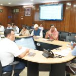 मुख्य सचिव आनन्द बर्द्धन ने सचिवालय में मुख्यमंत्री घोषणाओं की समीक्षा की।