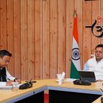सीएम पुष्कर सिंह धामी ने मुख्यमंत्री आवास से वर्चुअल बैठक में किया प्रतिभाग, दिए ये निर्देश