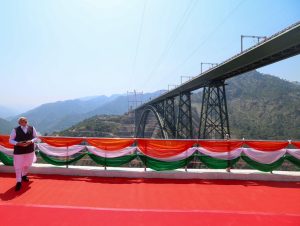 प्रधानमंत्री नरेन्द्र मोदी ने दुनिया के सबसे ऊंचे&hellip;