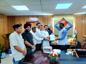 चारधाम में हेलीकॉप्टर हादसों पर कांग्रेस गंभीर, मुख्य&hellip;